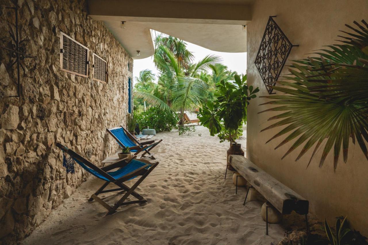 Casa Mia El Cuyo Eco Beach Boutique Hotel Exterior photo